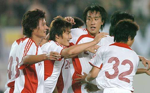 Augsburg đấu Với Dortmund